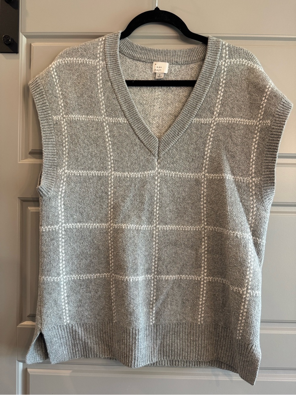 a new day Gray Windowpane V-Neck Sweater Vest